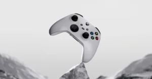 Read more about the article New Xbox Wireless Controllers Feature Striking Transparent Shattered Design
